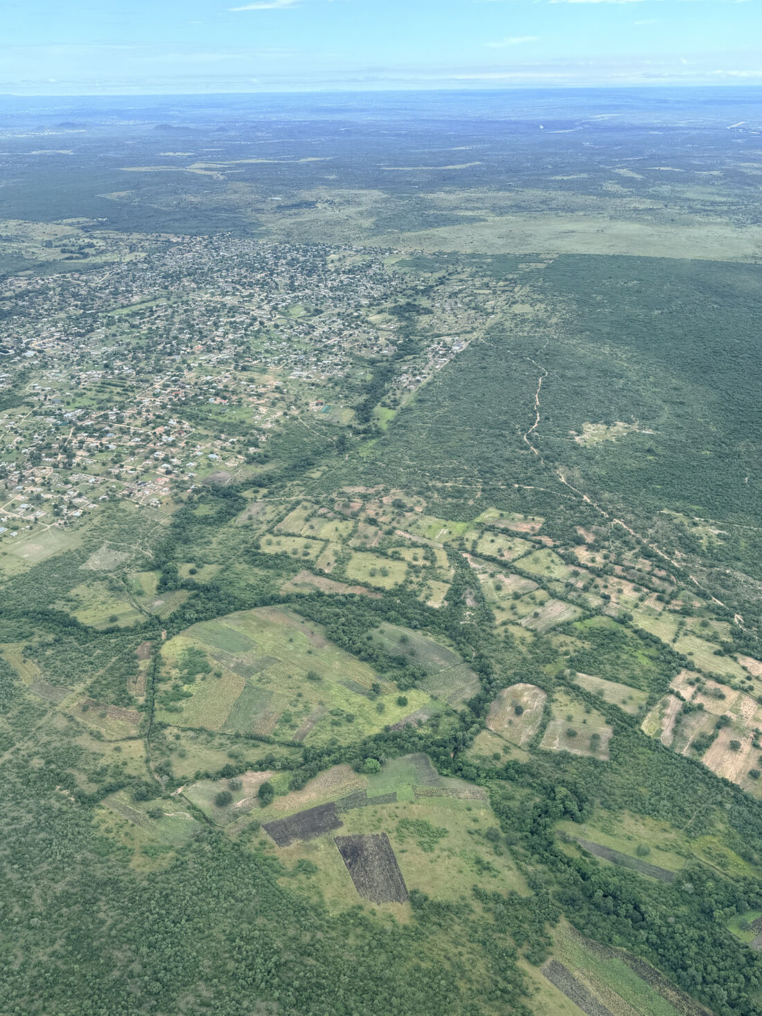 Justicia settlement nestled in green hills